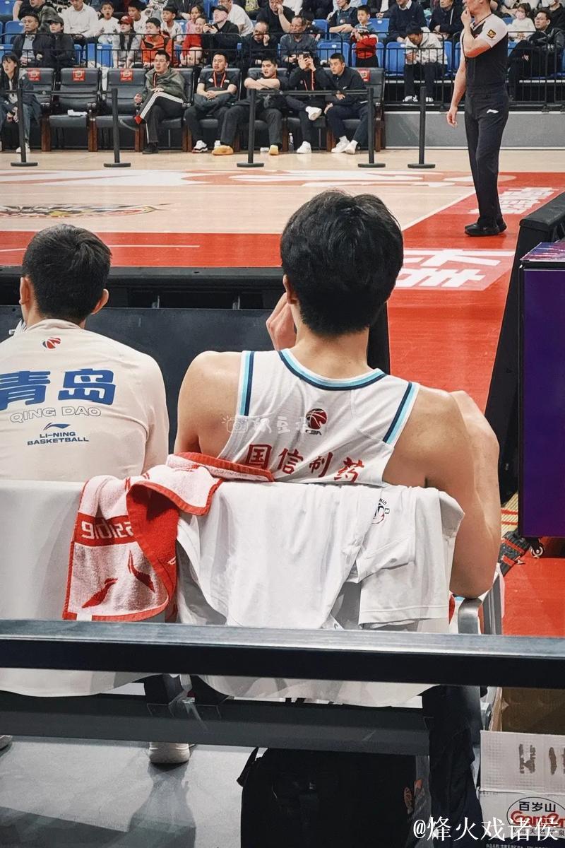 王睿泽30分杨瀚森29+10+7 青岛击败深圳