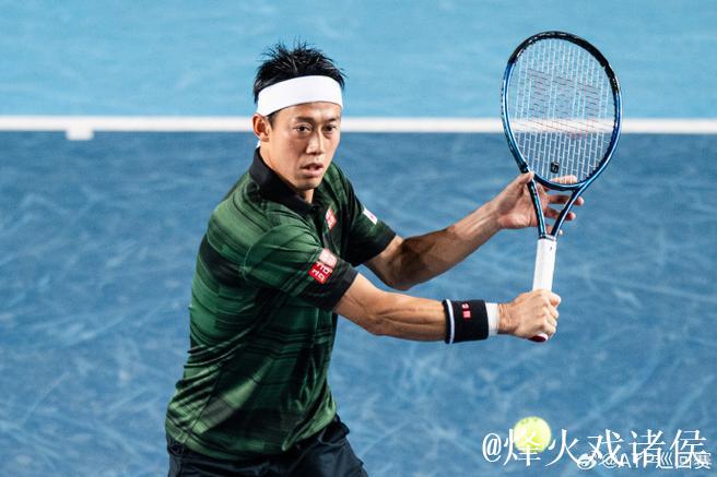 香港赛商竣程逆转晋级四强 半决赛将战锦织圭